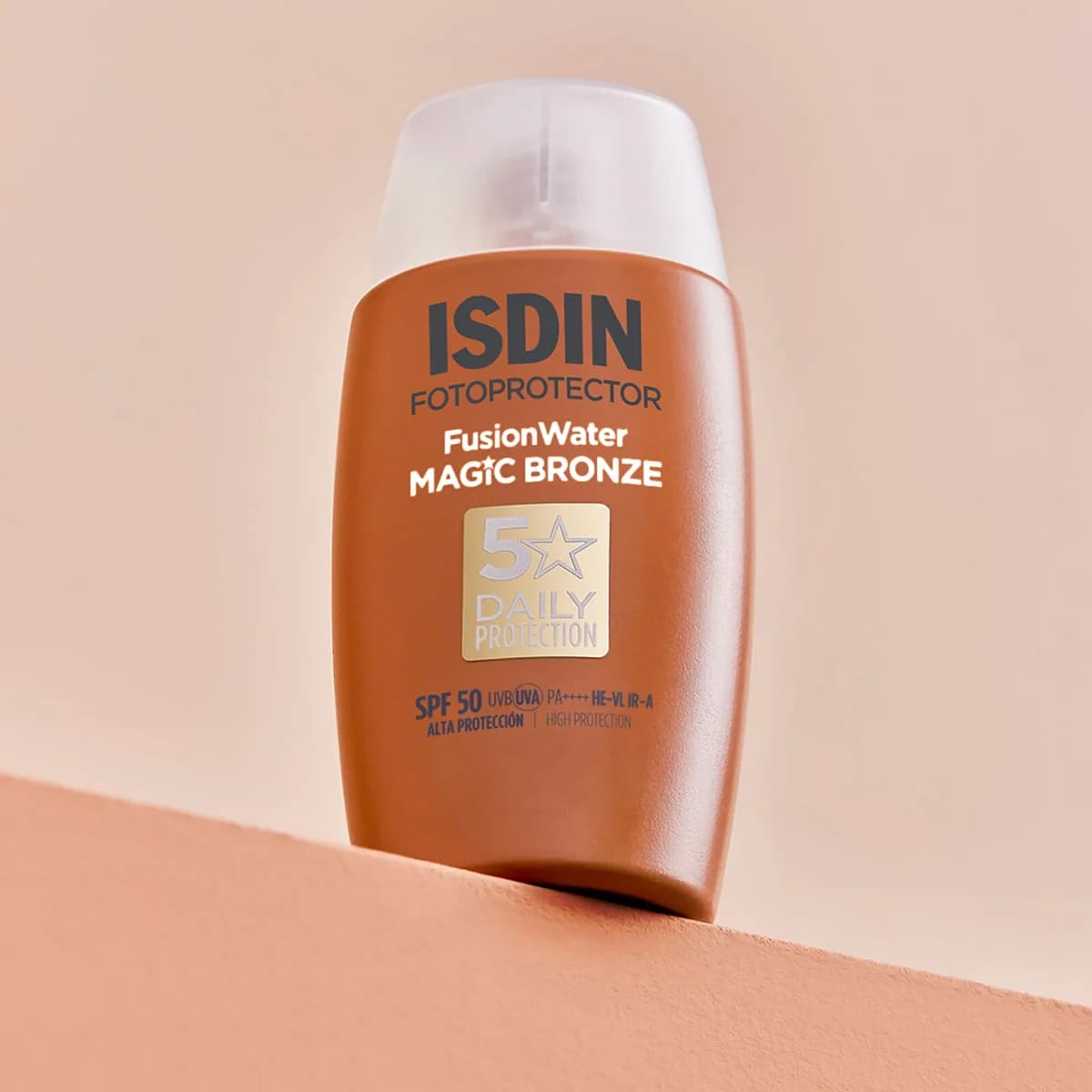 Fusion Water MAGIC Color Bronze SPF 50 - Imagen 2